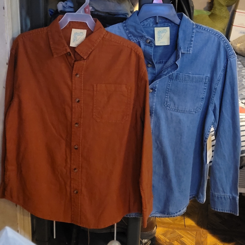 NWT size 10-12 Therabouts Button down for boys.